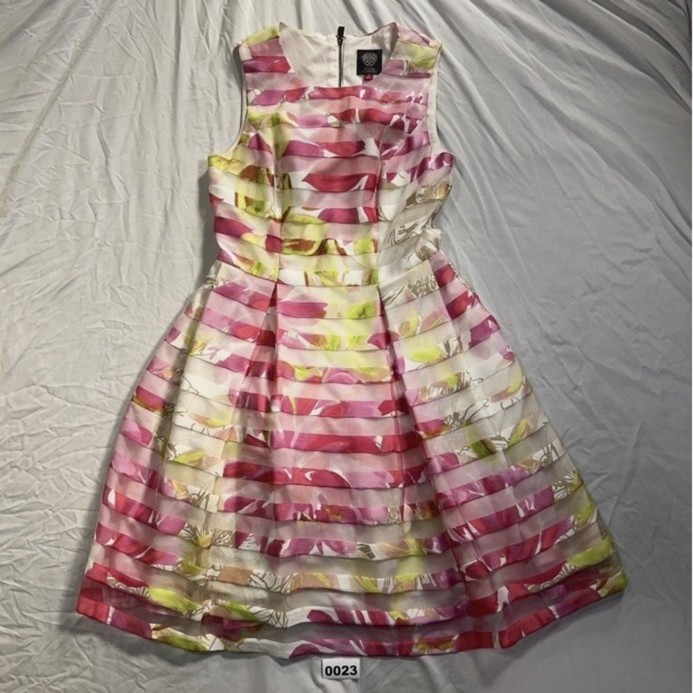 Vince Camuto Women's Sleeveless Dress Size 2